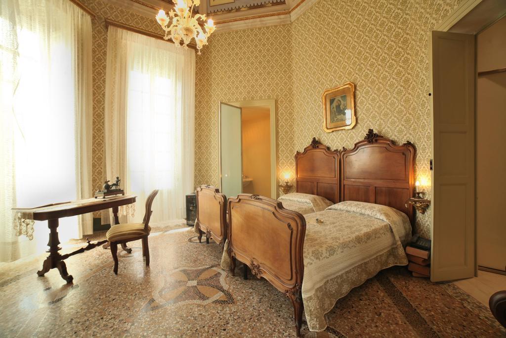 Residenza D'Epoca Regina D'Arborea Oristano Oda fotoğraf